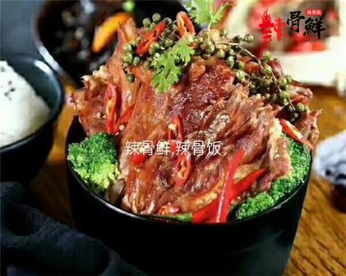 开家特色酱大骨辣骨饭加盟店大概多少钱