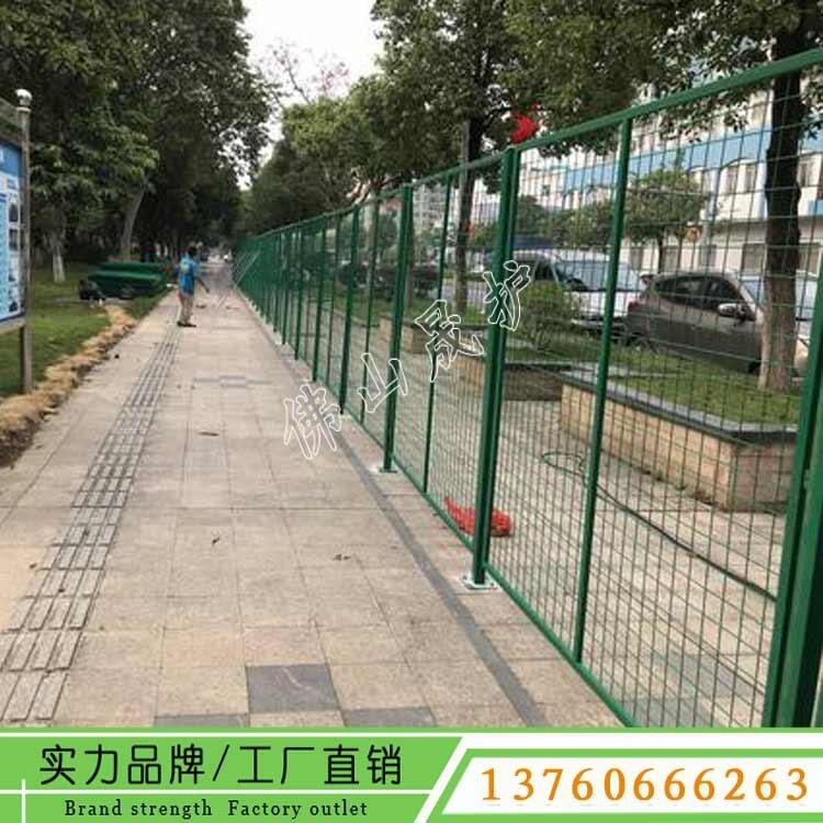 汕尾边框护栏网型号规格 桥墩铁丝网围栏 道路隔离栅