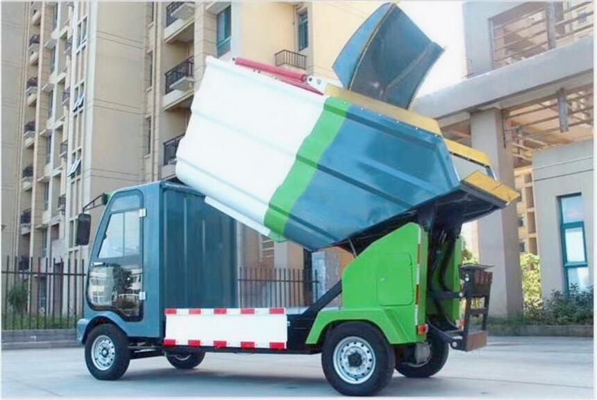 臨夏回族自治州東風(fēng)天錦對接式垃圾車_側(cè)裝壓縮垃圾車報(bào)價(jià)