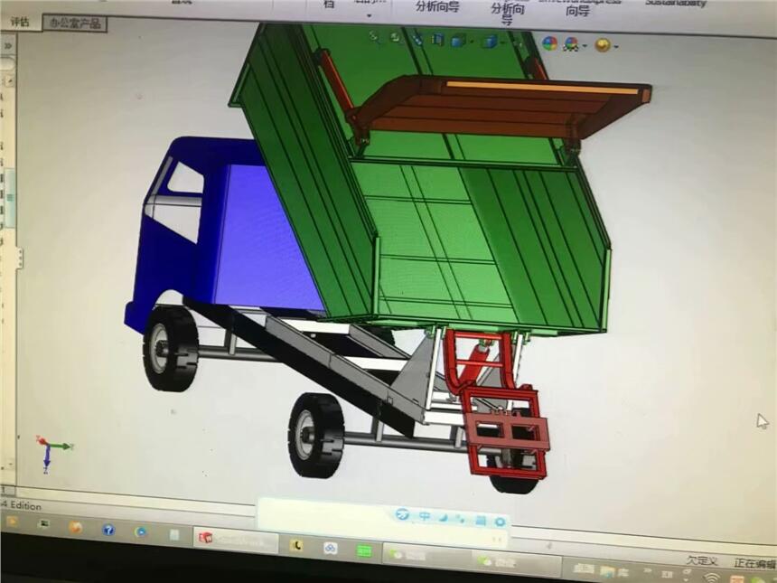 果洛藏族自治州自卸式垃圾車_垃圾車雪地收垃圾