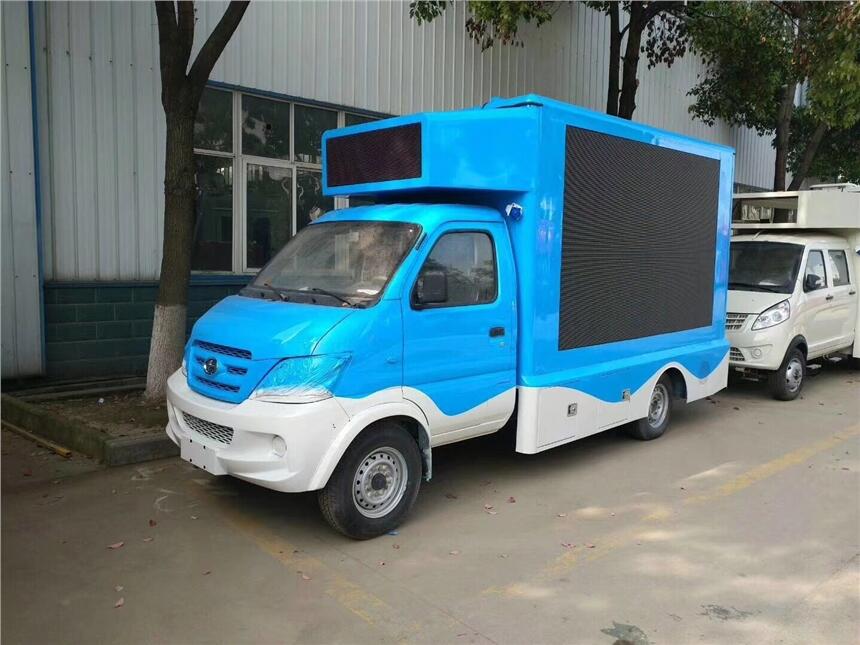 阿克蘇地區(qū)奧鈴流動(dòng)舞臺車價(jià)格廣告車