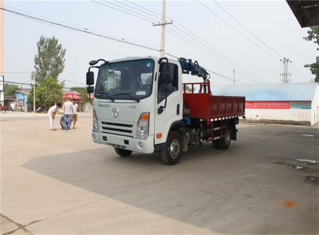 通化市魚(yú)塘清淤車(chē)高壓清洗車(chē)