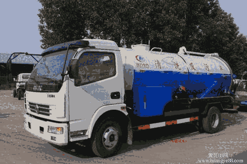 東風(fēng)華神吸污車湖北省隨州市生產(chǎn)。