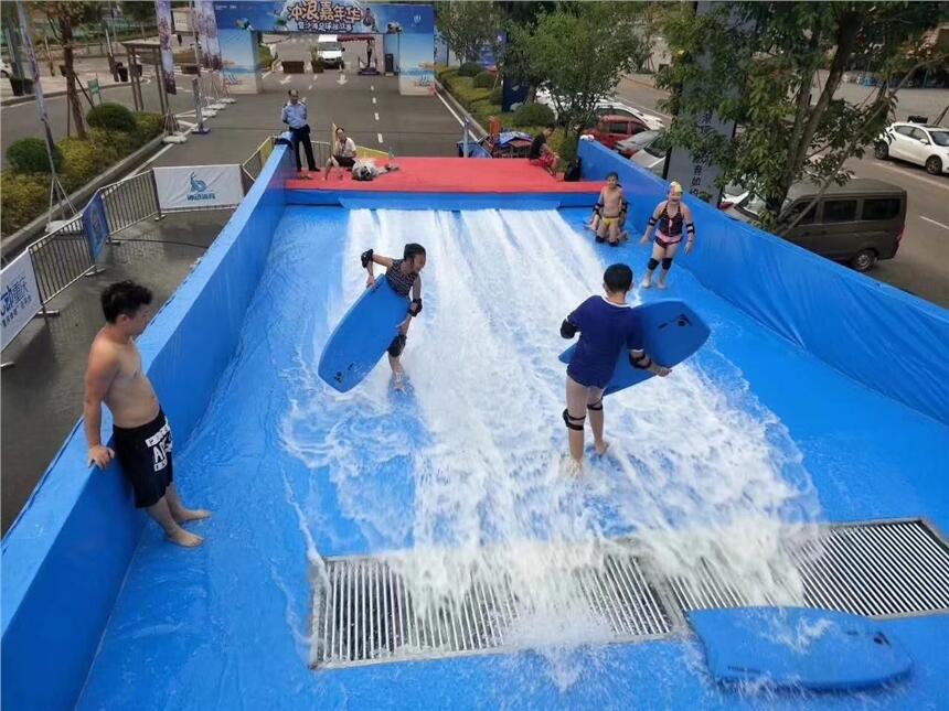 杭州夏日快來水上樂園，水上沖關沖浪 出