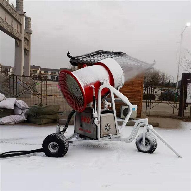 冬季人工造雪機(jī) 雪花紛飛諾泰克高溫造雪機(jī)供應(yīng)商