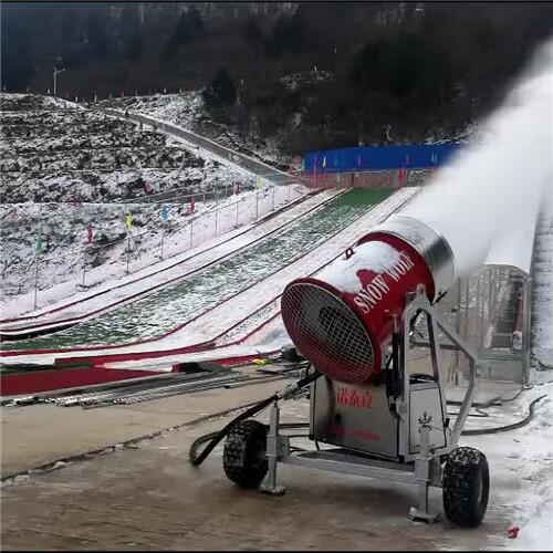 質(zhì)量好恒溫造雪機(jī) 廠家大量生產(chǎn)戶外大型造雪設(shè)備