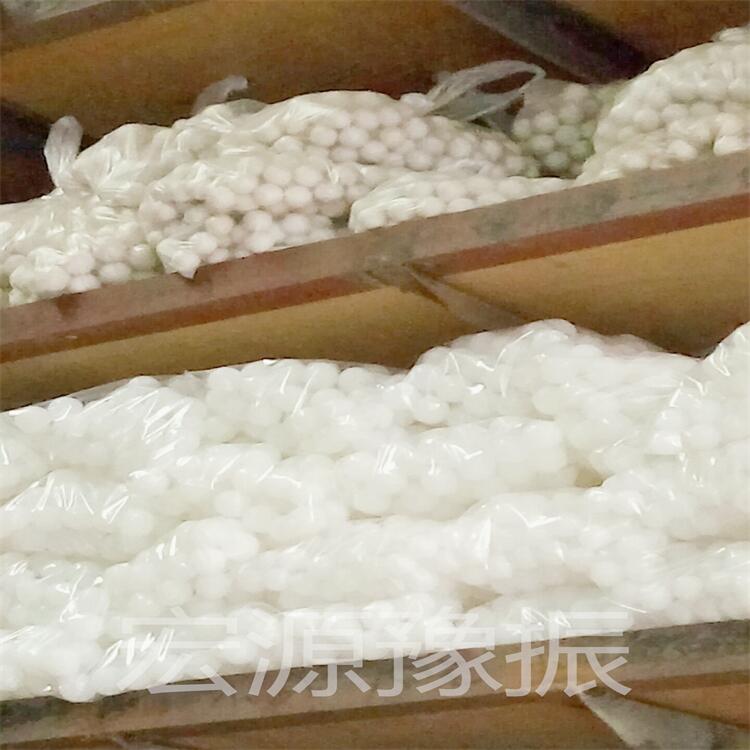 振動(dòng)篩里面的清網(wǎng)球篩分機(jī)用彈力球25mm橡膠球