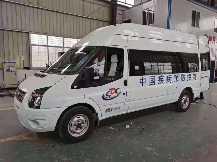 重慶柴油救護(hù)車廠商出售