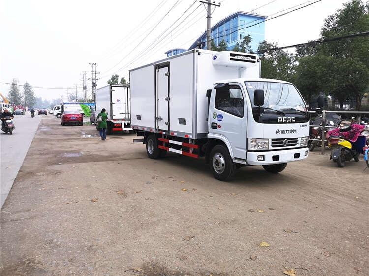 張掖地區(qū)拉蔬菜水果冷藏保鮮車現(xiàn)車批發(fā)