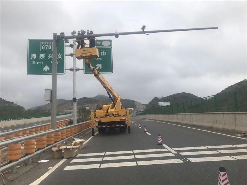 昆明升降車出租 市政工程車出租 監(jiān)控安裝車出租