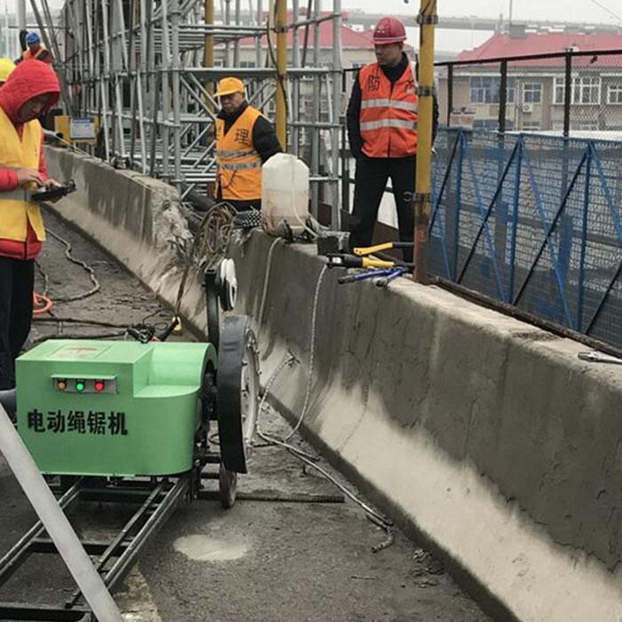 榆林市繩鋸機混凝土防撞欄拆除有保障