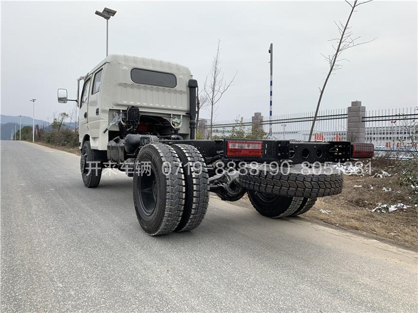 东风大多利卡四驱越野卡车底盘4×4大多利卡平头