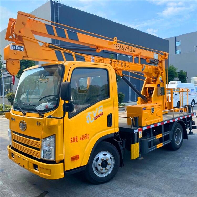 安徽曲臂式高空作業(yè)平臺車 東風曲臂式高空作業(yè)平臺車 售后保障