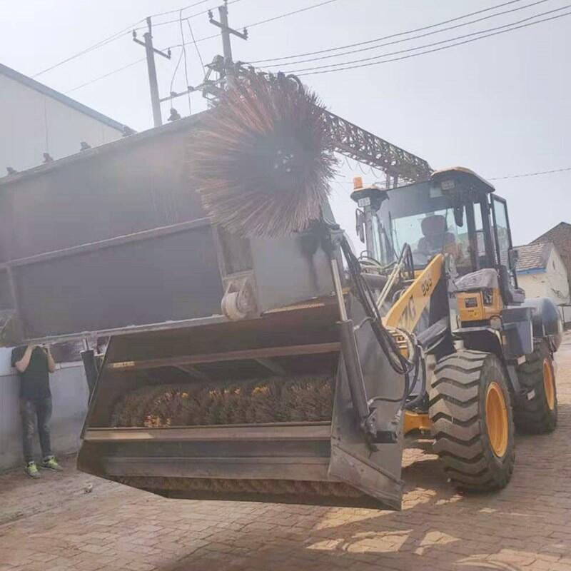 北京喷水式扫路机 30装载机安装清扫器