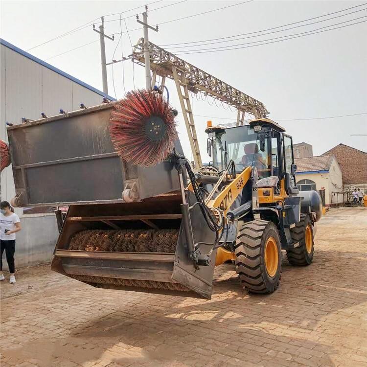 大型掃路機道路清掃設備 裝載機用前進式清掃器