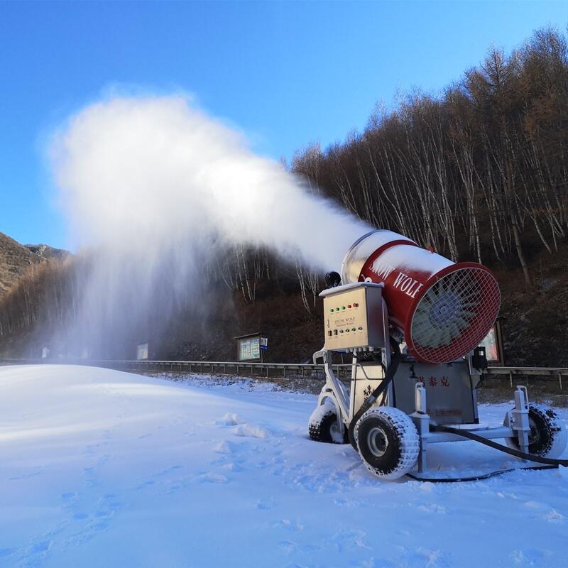 麗江人工造雪機(jī)設(shè)備報(bào)價(jià) 雪場(chǎng)嘉年華諾泰克產(chǎn)品