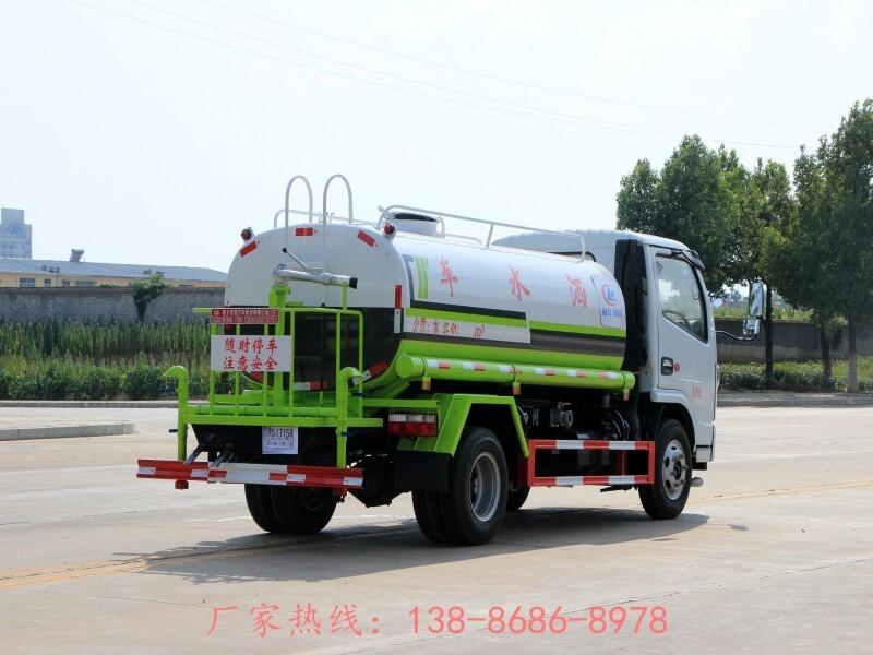 包頭灑水車15噸價(jià)格電動(dòng)灑水車廠家