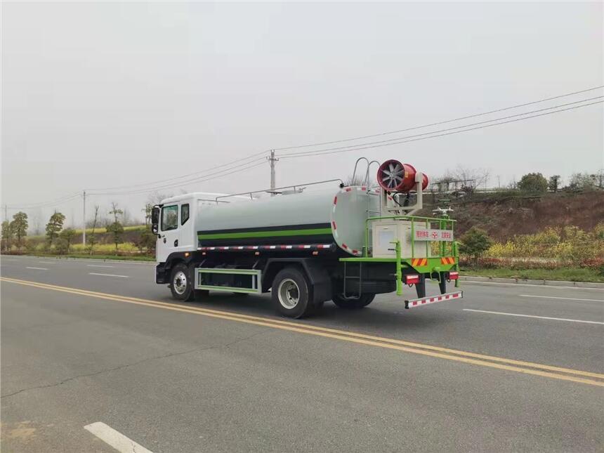 東風(fēng)多利卡8噸灑水車 -選擇這款灑水車 -灑水車配件