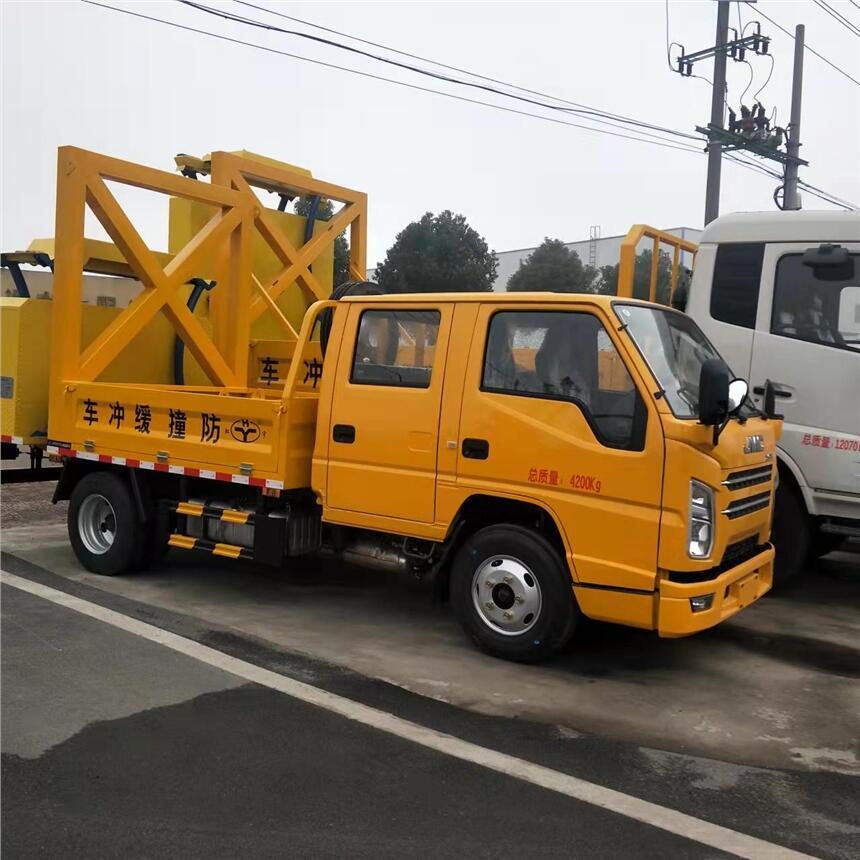 江鈴藍(lán)牌防撞緩沖車廠家 防撞緩沖車標(biāo)準(zhǔn)