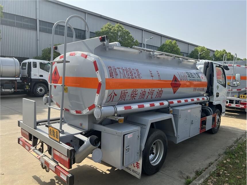 东风牌油罐车
 3吨求购油罐车 2022已更新(今日/商情)