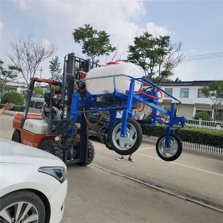 射程遠；壓力大博樂市高壓氣霧殺毒噴藥機方向盤轉(zhuǎn)向打藥材