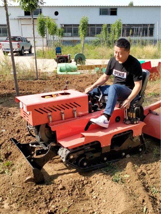 山地丘陵果園管理機  履帶碎草還田機    履帶多功能一體機  履帶開溝機