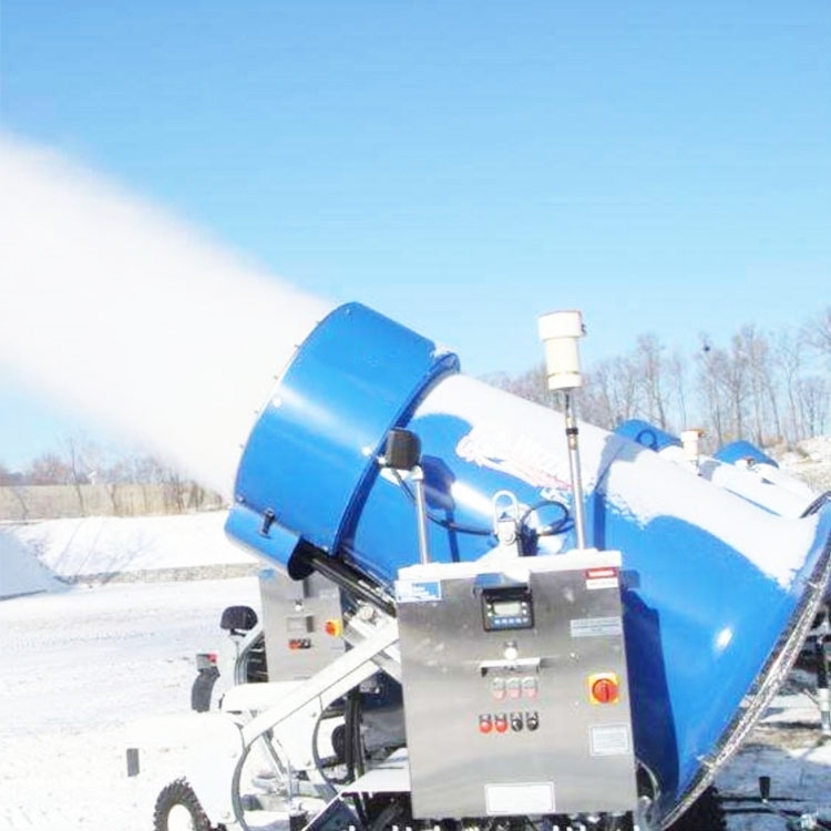 造雪就是這么簡(jiǎn)單 大型造雪機(jī) 室外造雪機(jī) 滑雪場(chǎng)造雪設(shè)備