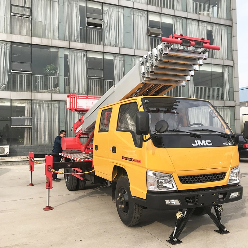 廠家直銷小型云梯車 藍牌多功能云梯搬家車