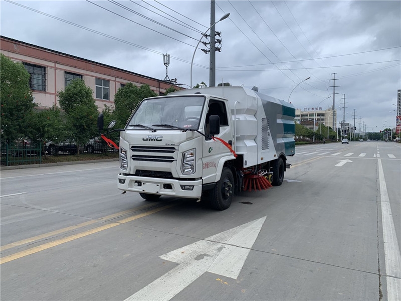 鶴崗掃路車多少錢一輛