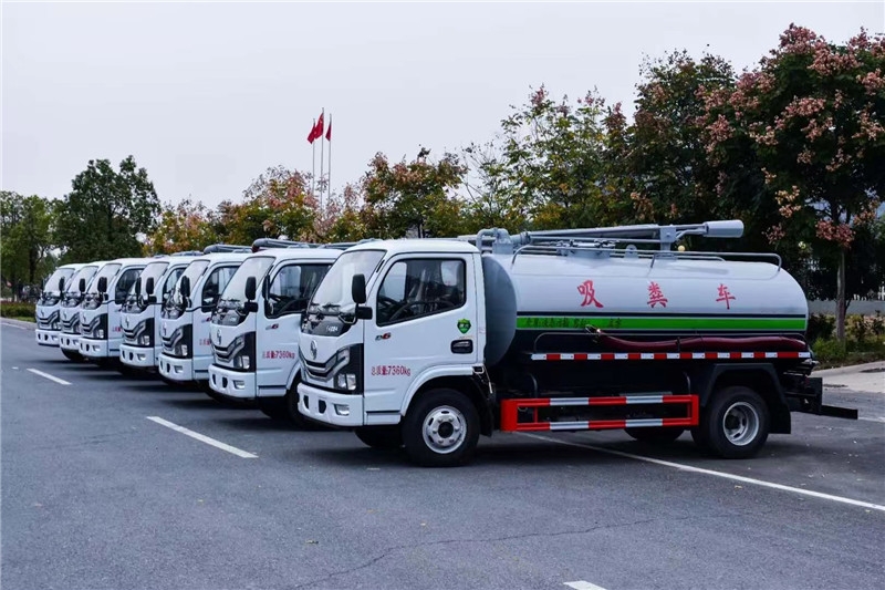 懷化福田藍(lán)牌吸糞車出廠價格