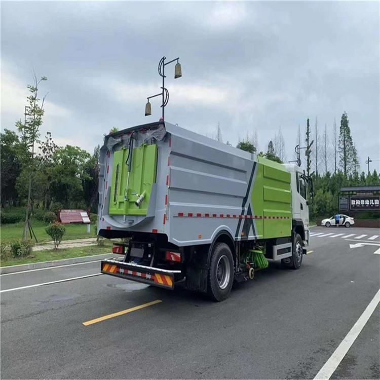 門頭溝東風(fēng)天錦道路清掃車廠家有哪些