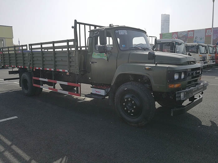 东风EQ5120XLHF7型九米尖头教练车