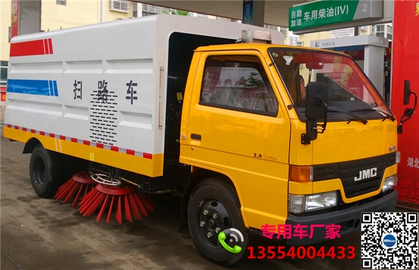 張掖掃路車(chē)那個(gè)車(chē)型好