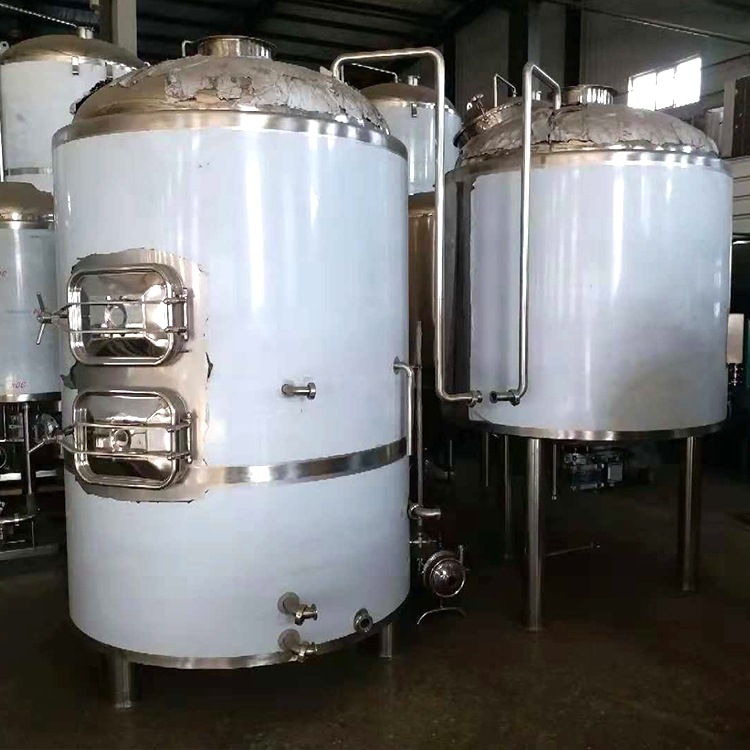 哈爾濱順成 小型自釀啤酒設(shè)備  100L-2000L產(chǎn)量設(shè)備可供選擇  廠家直發(fā)