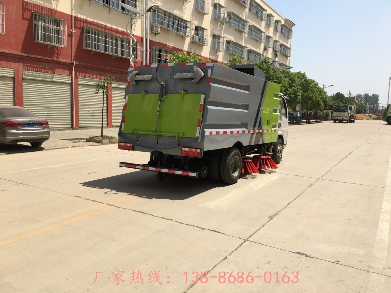 道路小型清掃車程力小型掃路車廠商出售