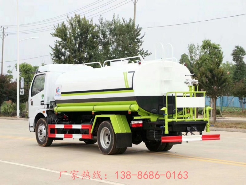 湖北隨州灑水車(chē)廠家地址大型灑水車(chē)一輛價(jià)格表圖片