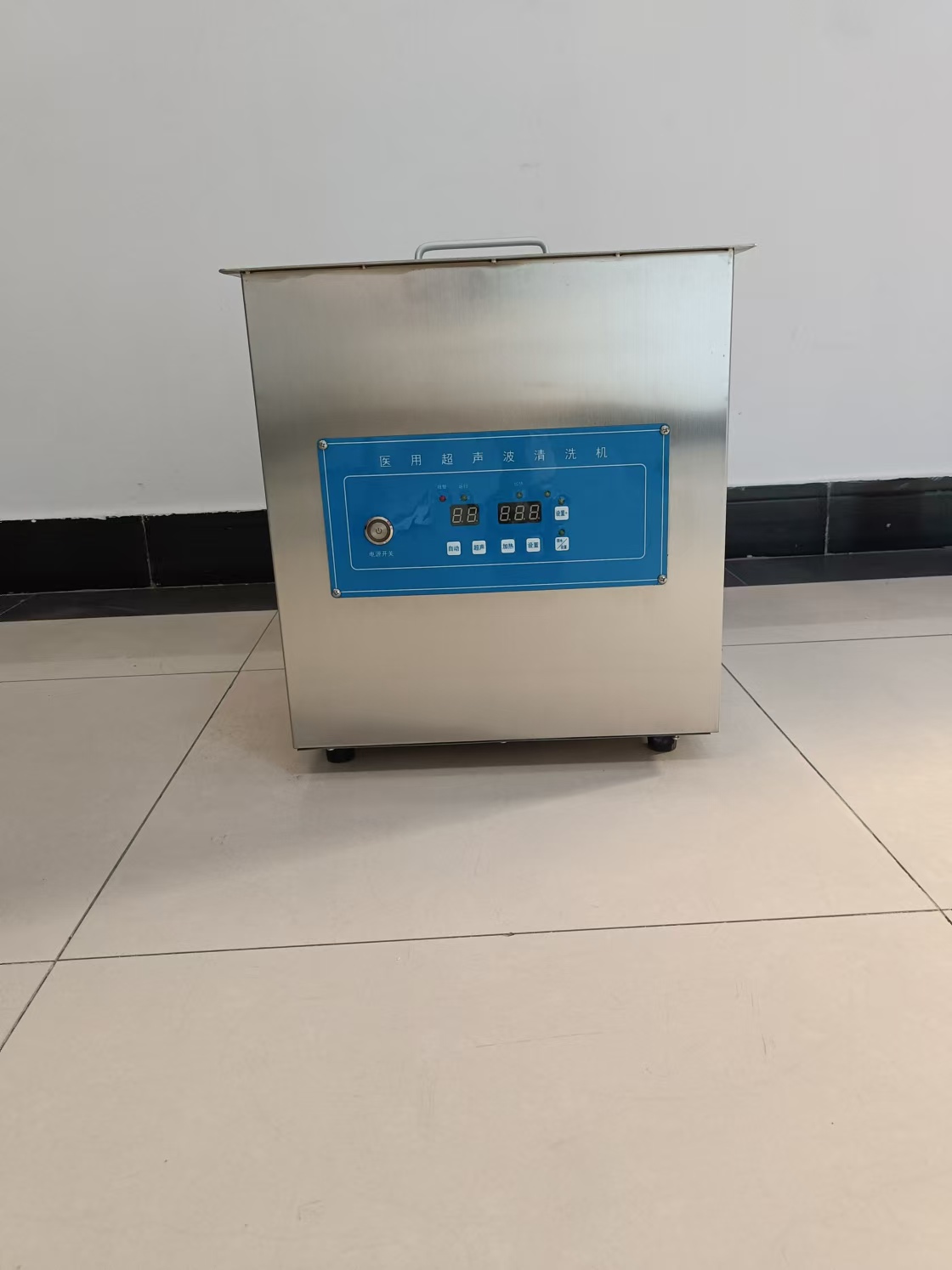 迪新超聲波清洗機小型桌面式超聲波設(shè)備