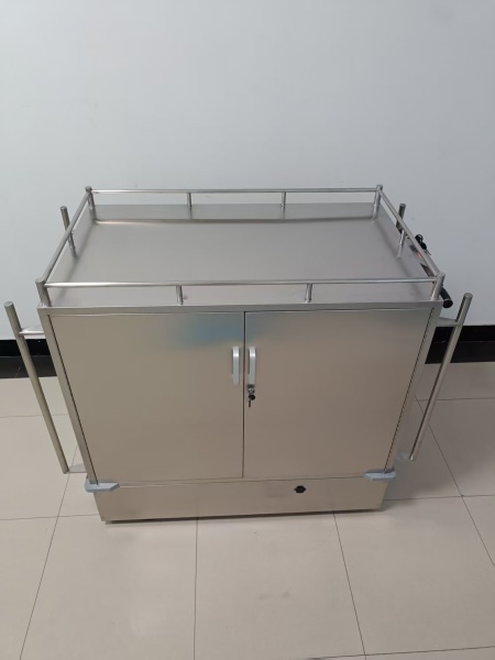 不銹鋼制作器械下送車全封閉