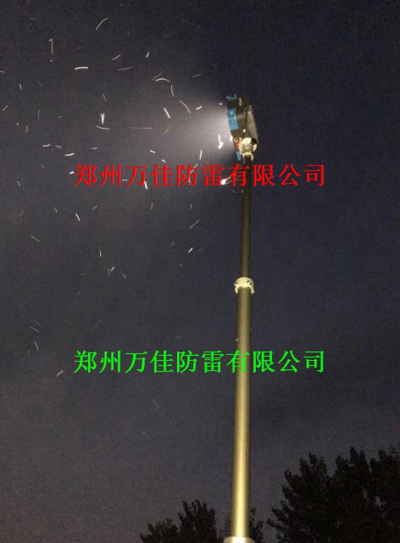 野外作業(yè)照明燈電動升降桿，移動通訊基站天線升降桿