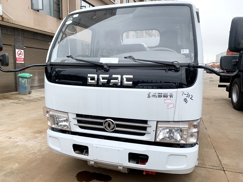 藍(lán)牌C證可開市區(qū)可開的加油車