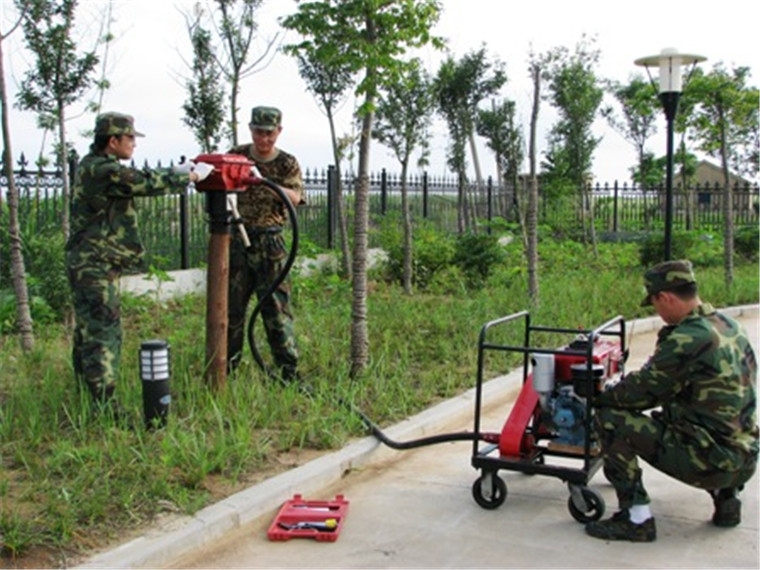 柴油式植樁機(jī)_液壓打樁機(jī)多少錢(qián)_便攜式防汛植樁機(jī)廠家