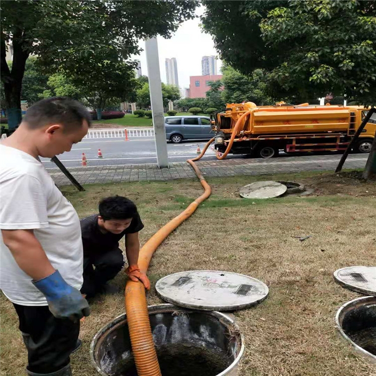 蘇州地區(qū)污水池清理 化糞池清理 管道疏通清洗