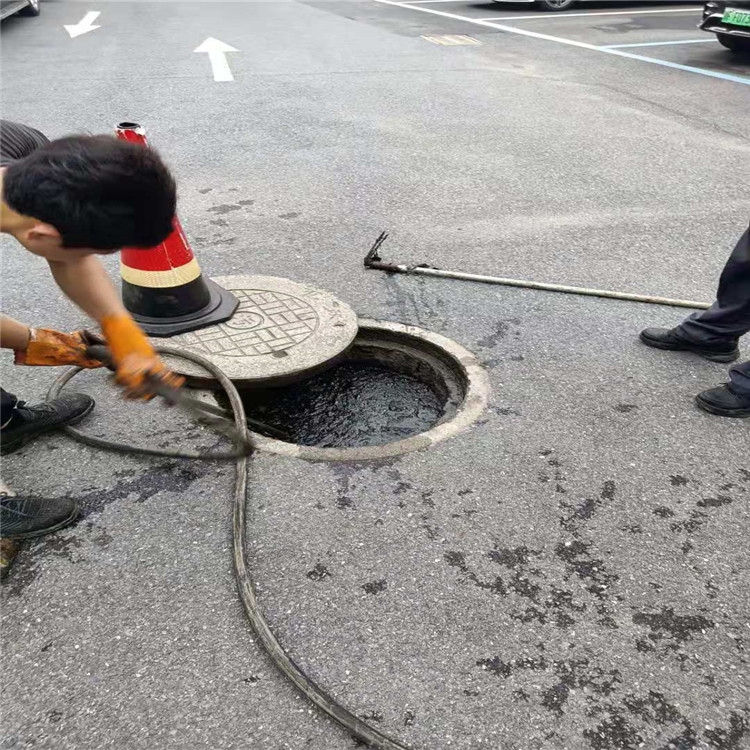 昆山各區(qū)清理工業(yè)污水池 污泥污水壓縮處理 便宜服務(wù)好