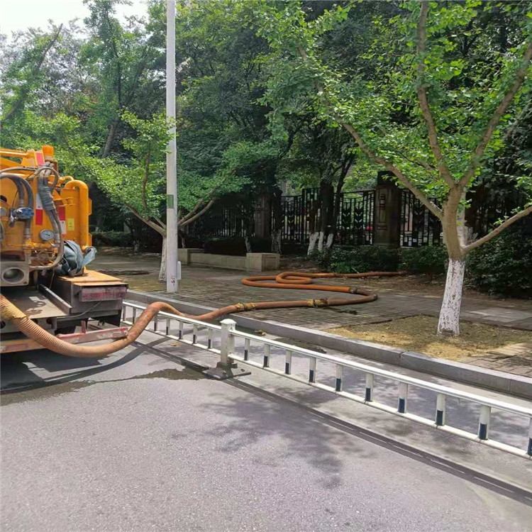 宿迁市清理化粪池 抽污水 抽淤泥 推荐厂家