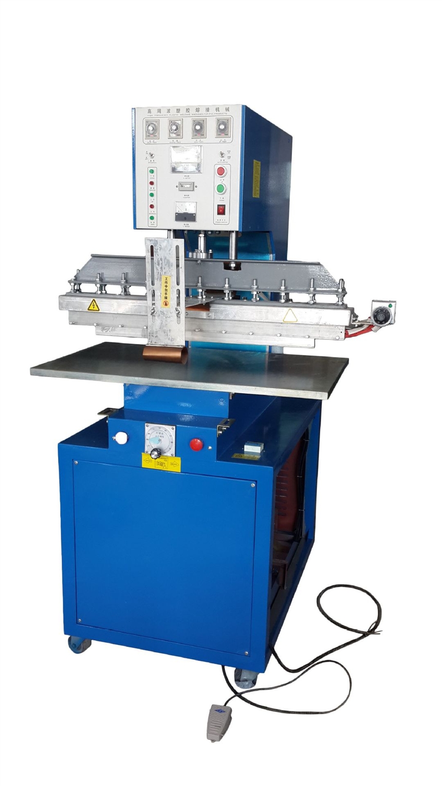專業(yè)生產(chǎn)膜結(jié)構(gòu)沼氣池蓄水池高頻焊接機PVC高周波塑膠熔接機