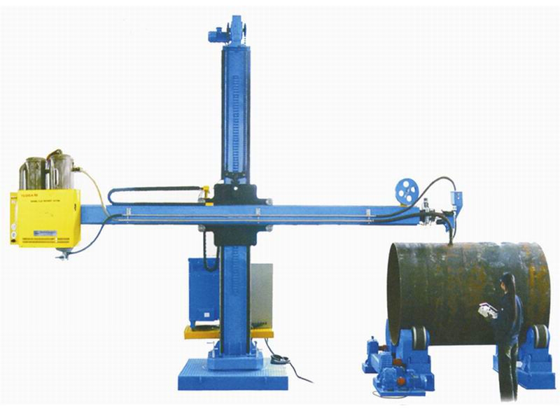 焊接操作机