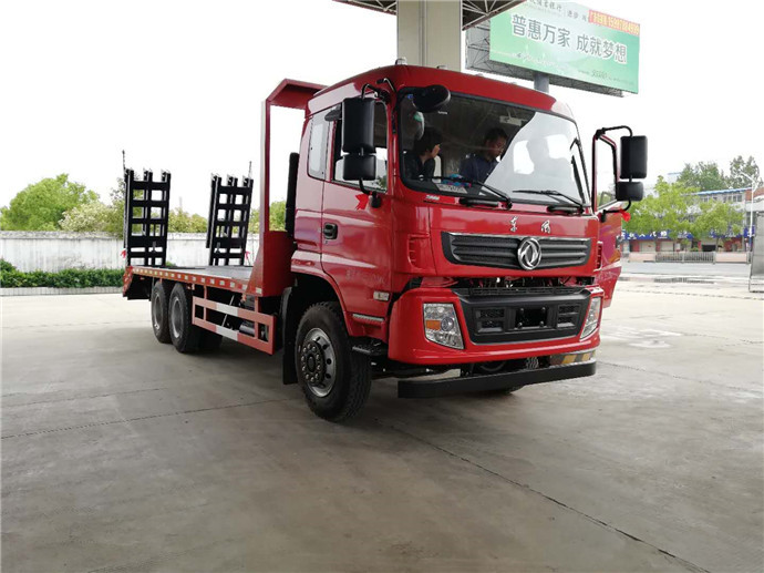 東風(fēng)后雙橋壓路機(jī)平板車【最受歡迎,廠家低價出售】