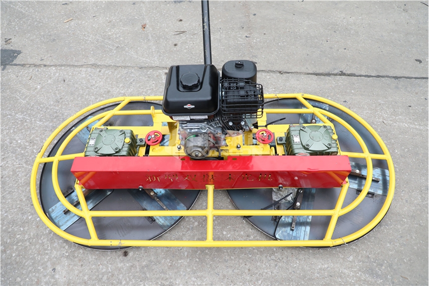 山東泰安手扶雙盤抹光機(jī)節(jié)約人工、施工效率高一人操作、穩(wěn)定簡(jiǎn)單