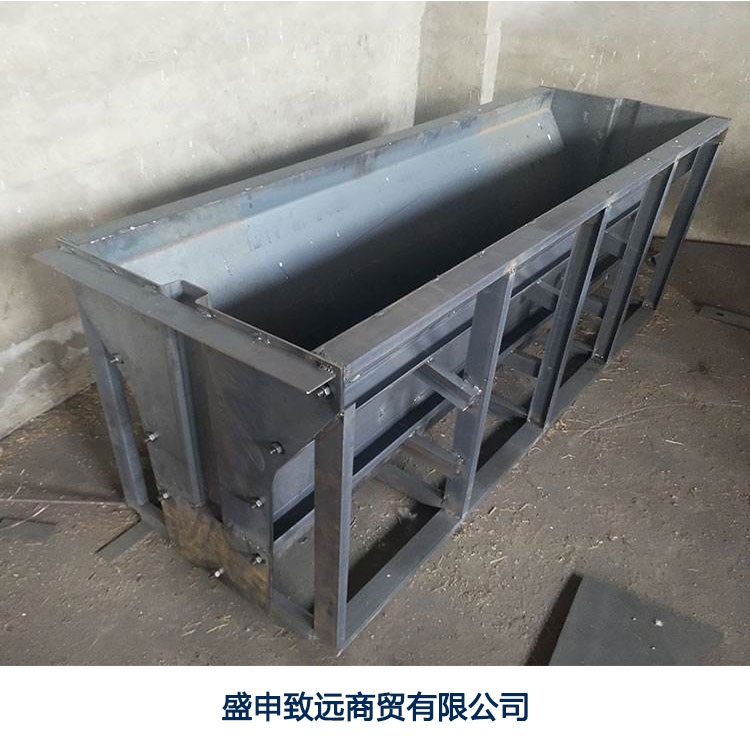 混凝土隔离墩模具水泥隔离墩钢模具批发交通隔离带模具加工