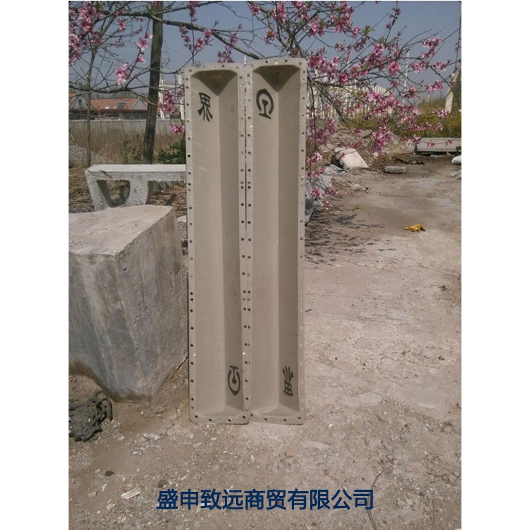 高速公路隔離墩鋼模具交通隔離帶模具制作欄桿隔離帶模具